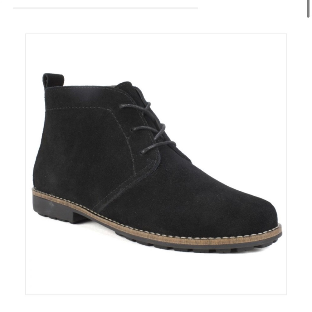 White Mountain Auburn Suede Bootie